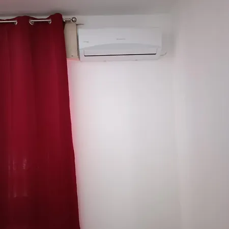 Locazione Turistica 2 Apartment *